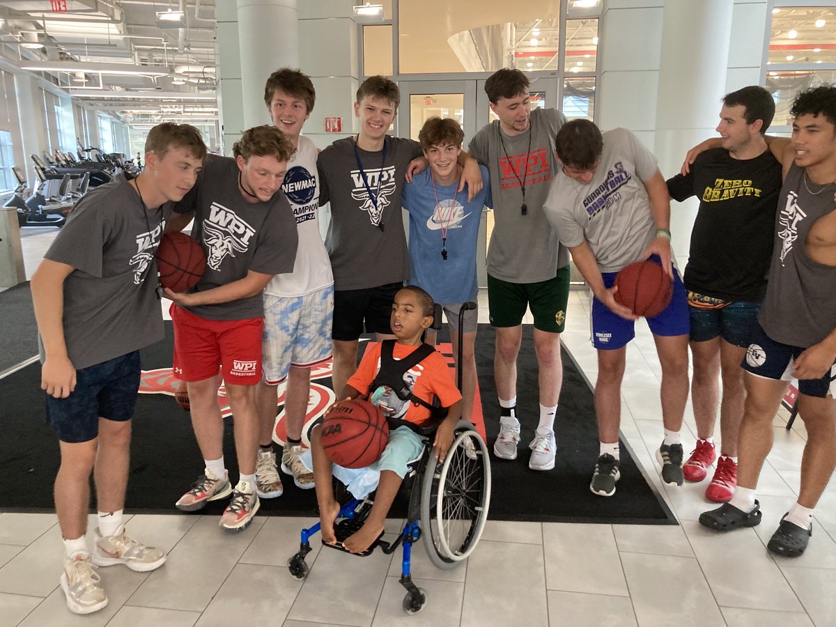 Excited to welcome Zavien as new member of ⁦<a href="/WPIMBasketball/">WPI Men's Basketball</a>⁩ at camp Thursday. Congrats Z and thanks ⁦<a href="/teamIMPACT/">IMPACT</a>⁩