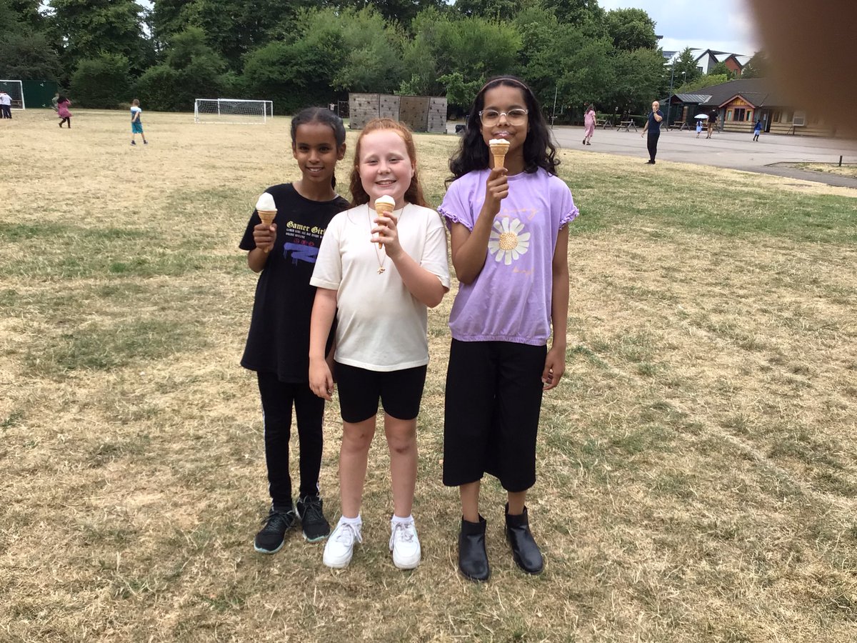 maindee_primary's tweet photo. Thank you to @GMaindee for raising funds selling our plants for #5MR to enjoy an ๐ฆ - diolch yn fawr ๐ https://t.co/NK5mmxGoib