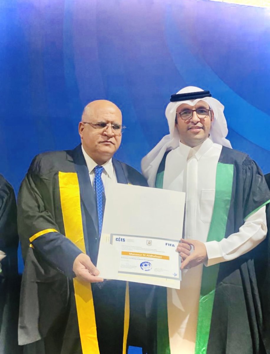 بفضل من الله وتوفيقه ودعم وتشجيع من ادارة النادي ممثلةً باخي الغالي ناصر الهويدي  حصلت على شهادة دبلوم الإدارة الرياضية CIES من الاتحاد الدولي لكرة القدم  FIFA بالتعاون مع جامعة القاهرة ..
اللهم انفعني بما علمتني واجعله حجة لي لا علي ..