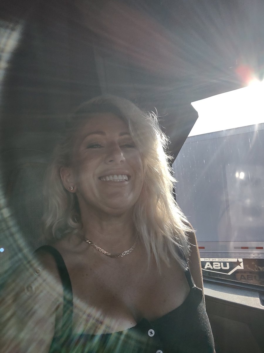 Lorelei Finds on X: That feeling when you just made a porn and squirted  all over your clean bed. truckdrivers truckers trucker trucking  t.coPwO9QqMtra  X