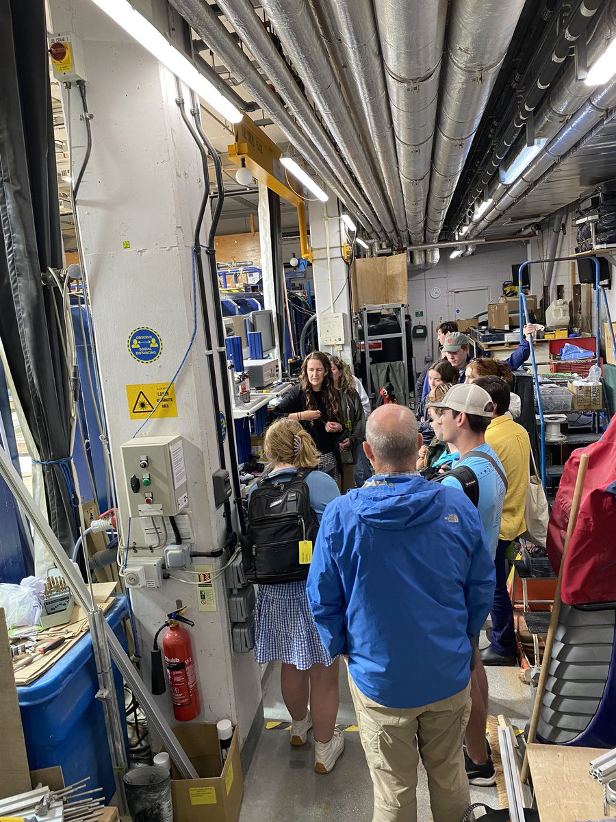 StuartMcLelland's tweet image. We've got #FlumeFriday visitors! Great to host @clintwillson @jpardue03 and @LSU @LSUEngineering students visiting us at the @TotEnvSimulator @EEIatHull. Thanks to @MarijkedeVet and @Pauline_Dlrm for explaining their experiments. If you'd like to visit, come and see us!