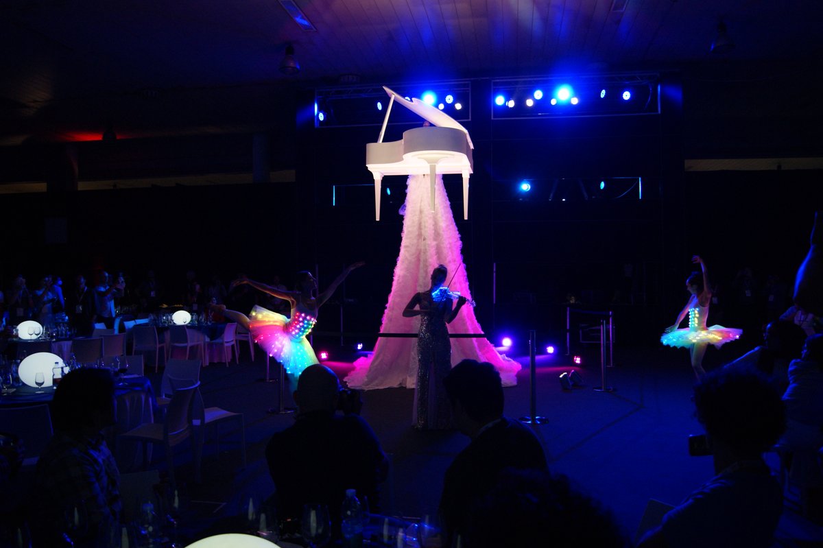 wcci2022's tweet photo. Some pictures from yesterday's conference dinner #WCCI2022 https://t.co/fRIRwqlGUc