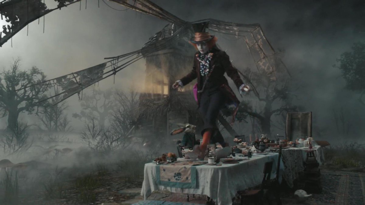 deppscenes's tweet photo. Alice in Wonderland, 2010. https://t.co/jTAju28NqA