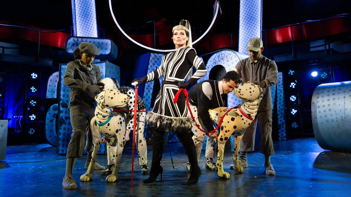 WhatsOnStage's tweet image. 101 Dalmatians musical at Regent&apos;s Park Open Air Theatre – first look images bit.ly/3Bf0z2p