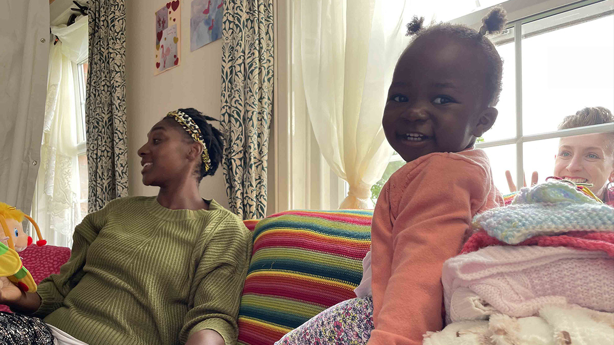 LittleGirlFilm's tweet photo. Happy #FemaleFilmmakerFriday😊 Sending big shout out today to our amazing little leading lady Lowi, shining star of @bfinetwork short THIS LITTLE GIRL✨⭐️✨
Lighting up the screen at only a few months old!🤩💖 #bornastar🌟
#childactor #actorslife🎬 @talent4kidz #proudagent💛 https://t.co/bPSc68uBUN