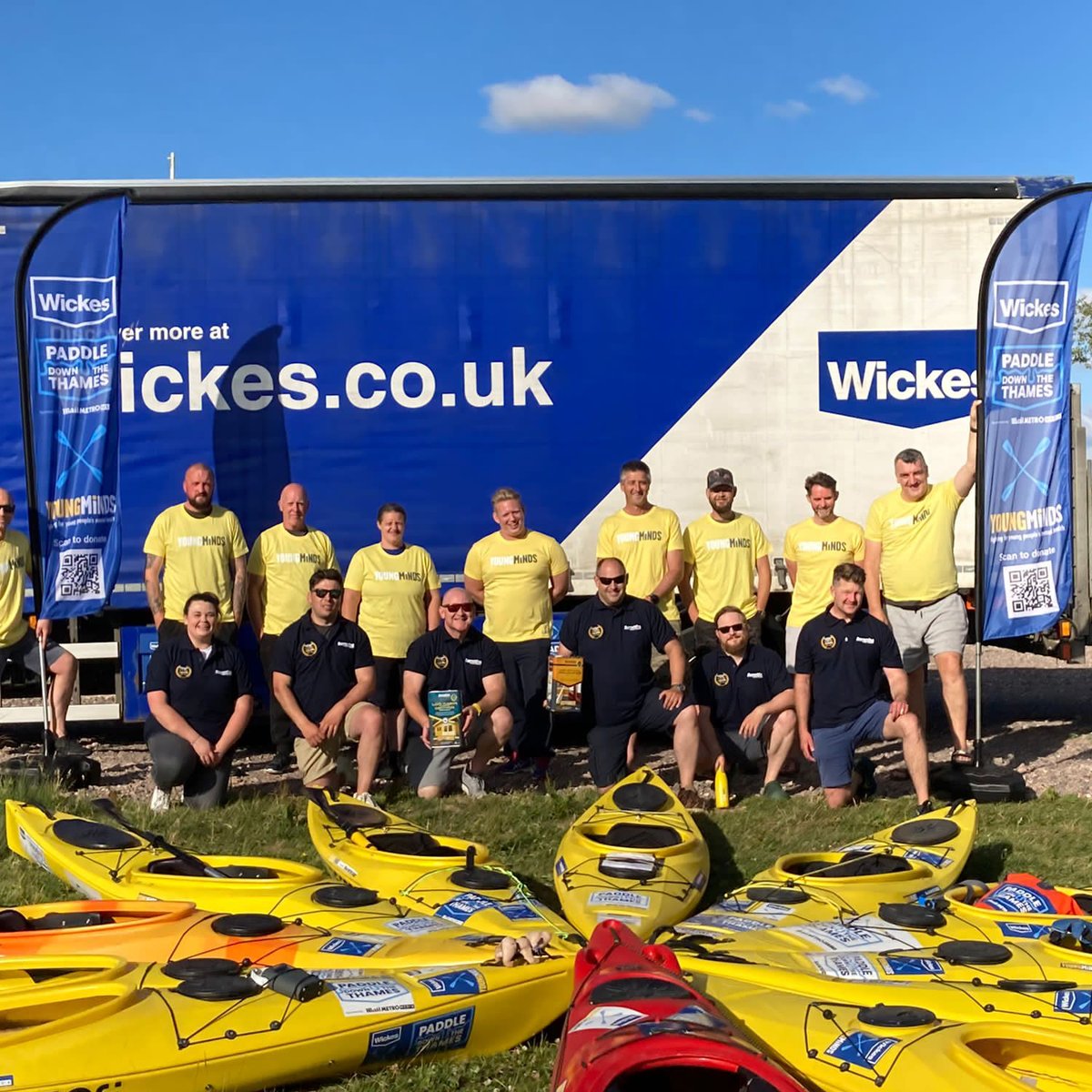 BarrettineP's tweet photo. We were delighted to sponsor team Wickes in The Paddling The Thames charity event for Young Minds recently, a great cause!

The team embarked on a 255Km voyage from North Wiltshire to the Isle of Dogs London which is similar to running 3 marathons in 3 days! Well done everyone! https://t.co/DIUjnU63bA