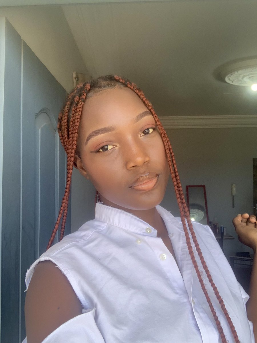 saintichzabo's tweet photo. C’est vendrediiiiiii🥳🥳🥳#ondonnepasconseilleweekend #abidjan #cotedivoire https://t.co/9xzajPC8D9