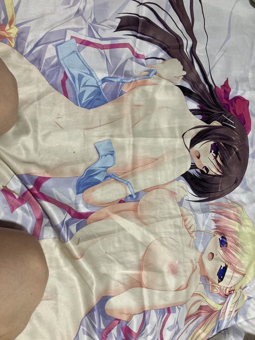 シーツが汚れたから新しいの買ったら一日でもうしわくちゃ😭 https://t.co/qi40kJqFw3<a href="/tag/%E3%83%91%E3%83%B3%E3%83%84%E3%81%AE%E6%97%A5"class="tags"><span>#パンツの日</span></a>