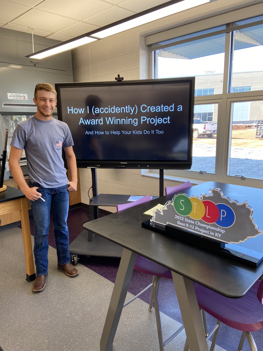 BGHSPurplesNews's tweet photo. BGHS student Eli Dotson is presenting to educators from across South Central Kentucky at @teachmeetky today! https://t.co/BOeWTZ4h7c