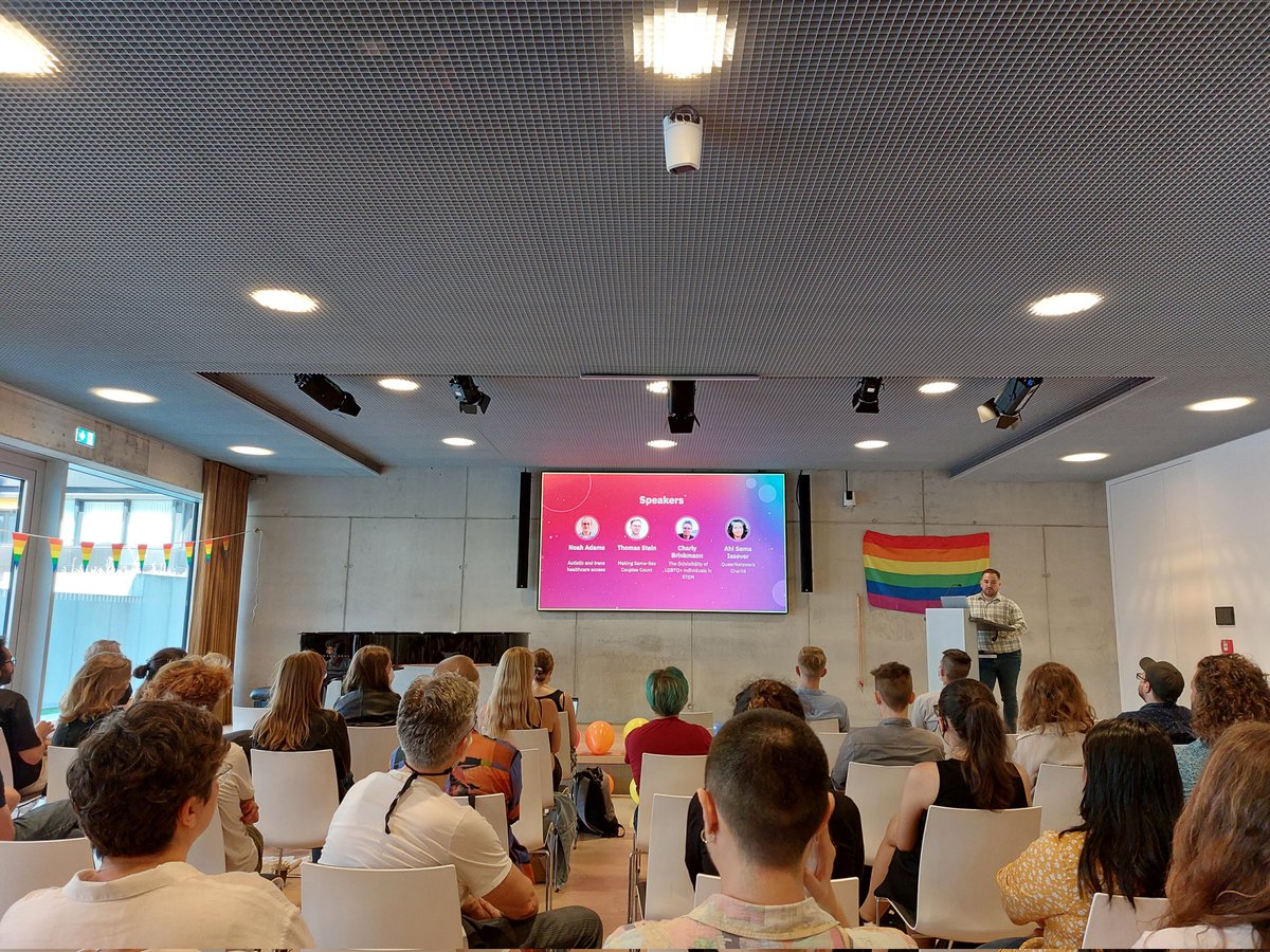 Proud to attend our very first pride symposium! 🌈 
<a href="/MDC_Berlin/">Max Delbrück Center</a> <a href="/BIMSB_MDC/">MDC-BIMSB</a>