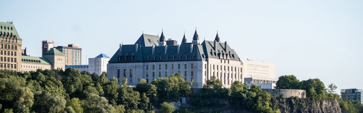 SCC_eng's tweet photo. The Supreme Court confirms an Alberta man’s murder confession should not be used at trial because he did not have enough opportunity to get legal advice. Read our plain-language summary here: https://t.co/2JIEaPSI2f #criminallaw #Charter https://t.co/IBue1bsnSS