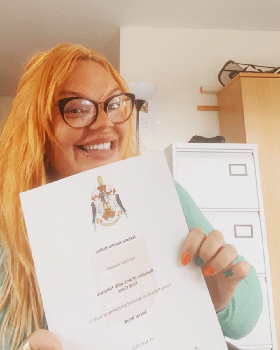 WatermillP3's tweet photo. 🎉This week Natalie, our recent Social Work Student here at Watermill House graduated from @StaffsUni @StaffsUniSocWrk  with a BA (Hons) First Class in Social Work.🎉 Congratulations from Linda and the team #RealProud #P3Cares #WeAreP3 #ProudToBeStaffs https://t.co/EJjRsS1VOi