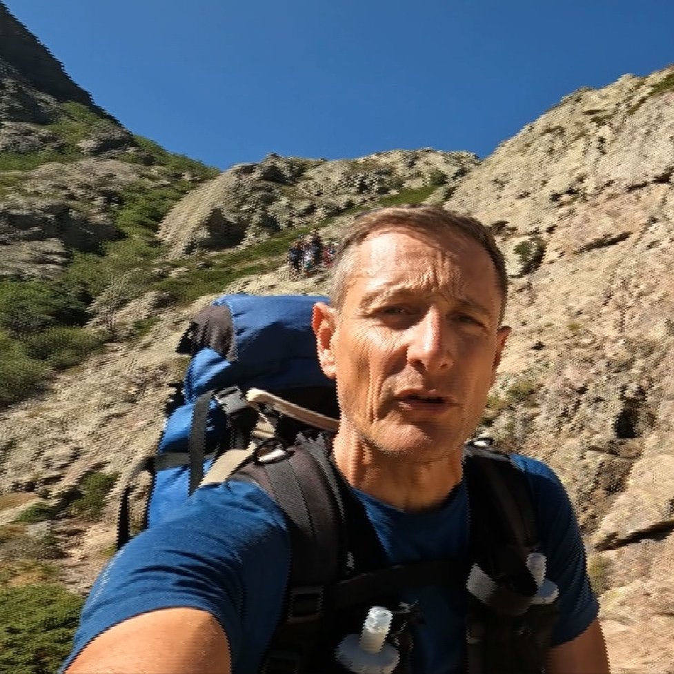 FTViaStella's tweet photo. Ce lundi à 20h00 sur ViaStella c'est le début d'une aventure ! Parcourez le mythique GR20 et découvrez son histoire, son patrimoine et les raisons de cet engouement ! 
12 étapes entre Calenzana et Vizzavona, du lundi au vendredi, en compagnie de votre guide, Stéphane Usciati ! https://t.co/PtNpJNvwF8