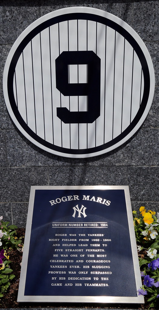 Roger Maris gets his number retired at Yankee Stadium