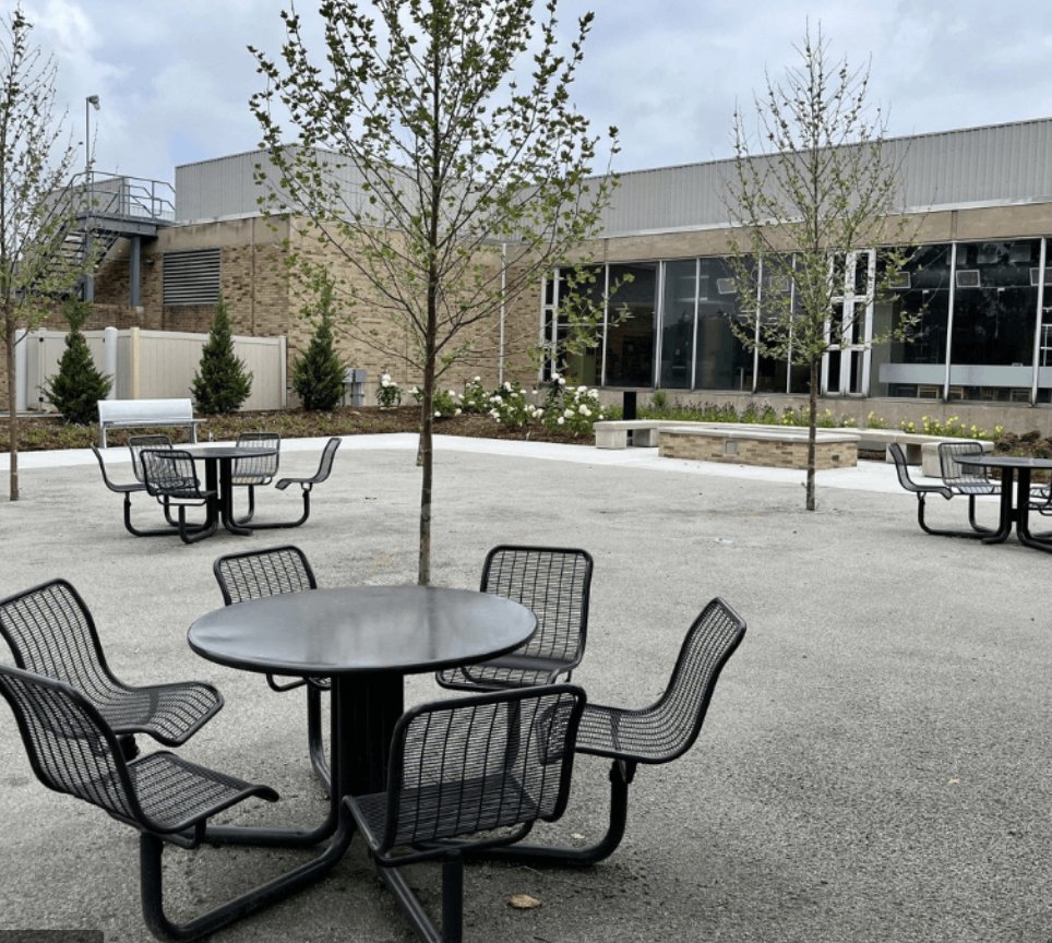 Mosaic Initiative (@mosaiciu) on Twitter photo Inviting outdoor spaces opens up on the IU Northwest campus with Tamarack Green Renovation!
iun.edu/news/2022/tama… <a href="/iunorthwest/">IU Northwest (IUN)</a> Inviting outdoor spaces opens up on the IU Northwest campus with Tamarack Green Renovation!
iun.edu/news/2022/tama… <a href="/iunorthwest/">IU Northwest (IUN)</a>