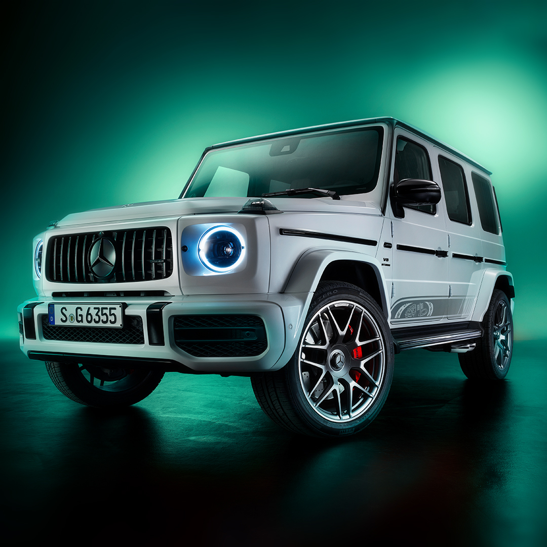 MercedesAMG's tweet photo. Impressive performance meets timeless design. These are the limited 55th anniversary editions of the Mercedes-AMG G-Class and the Mercedes-AMG GLE.
#MercedesAMG #55YearsOfAMG #55YearsEdition https://t.co/5kyNhRIGE6