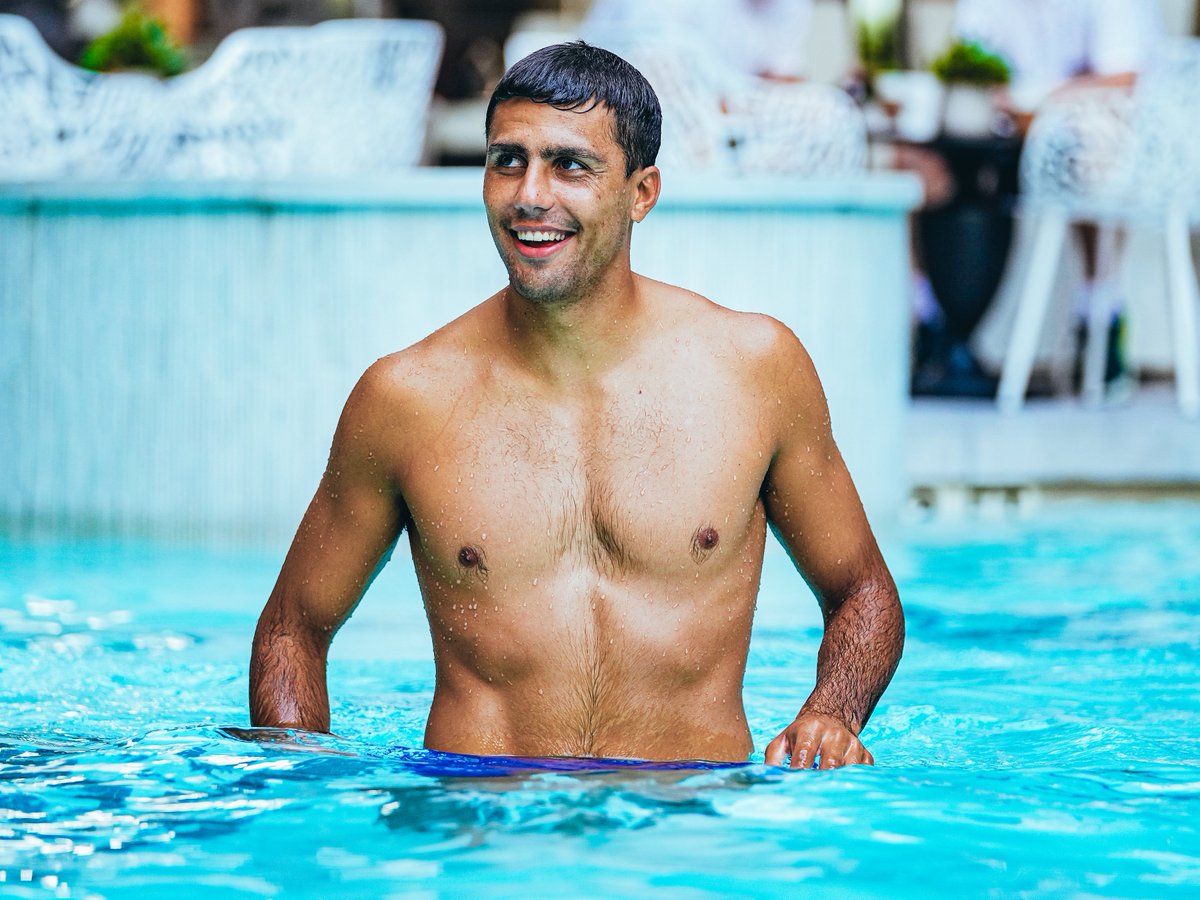 ManCity's tweet photo. Splash hits! 💧🏊

#ManCity https://t.co/yDsSreTW4t