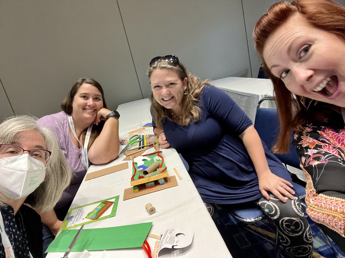 LPFrizzle's tweet photo. Working with other STEM teachers on a Maker Space challenge. Can’t wait to integrate Maker Space in all STEM Academies at LPISD :). @MrsNBass ChooseLP #LPSTEMisElementary #LPSTEMAcademy  #ChooseLP https://t.co/lflbQghaqE