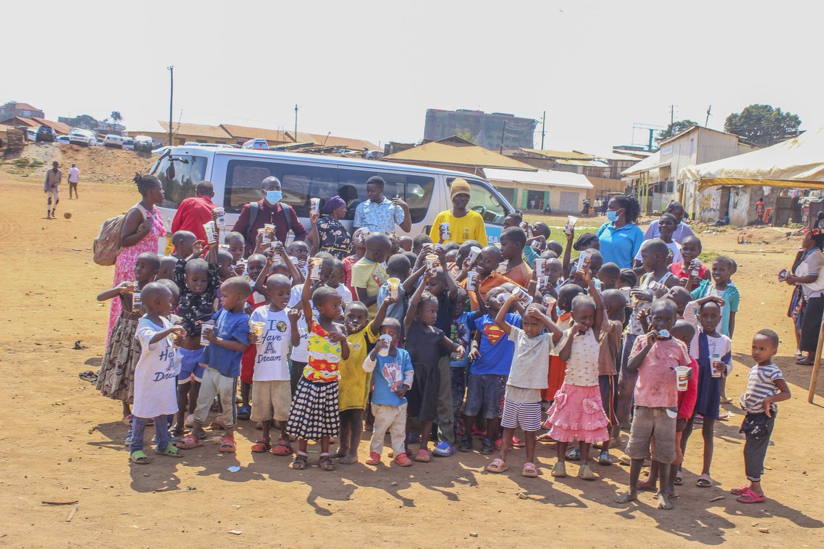 SlumChildrenAID's tweet photo. Together with @jesadairy and @VillagesHealthy , we extended Dairy products to orphaned children in the care of @hope4katangakid

Join the #JesaJevolution https://t.co/s6Mb2Odcpt