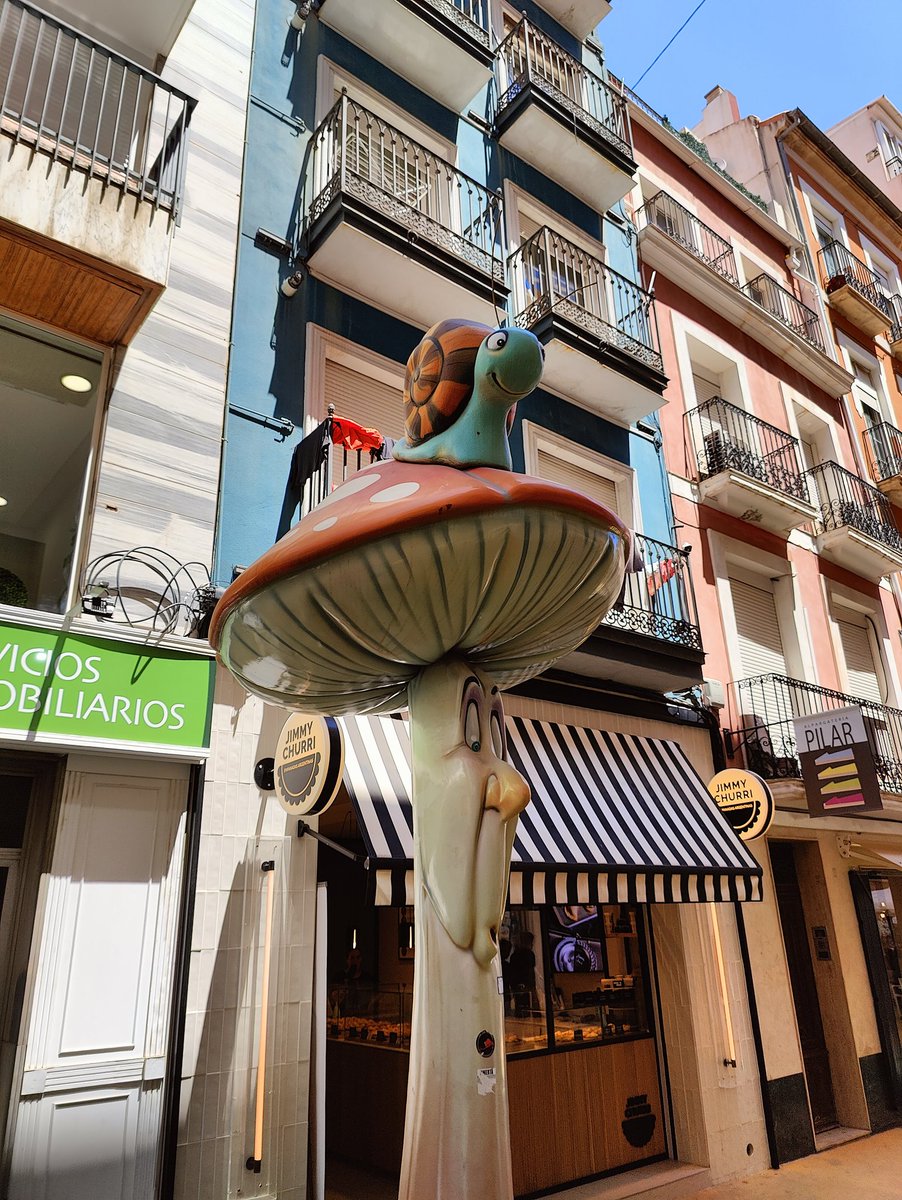 Travelandride05's tweet photo. #snailtrails
#CRO
#crofam
@thetrip
#Cronos
@cryptocomnft
San Francisco Street - pedestrian street in the center of Alicante ( Spain ) that joins Portal de Elche with Plaza de Calvo Sotelo . https://t.co/SHrSABDxrZ