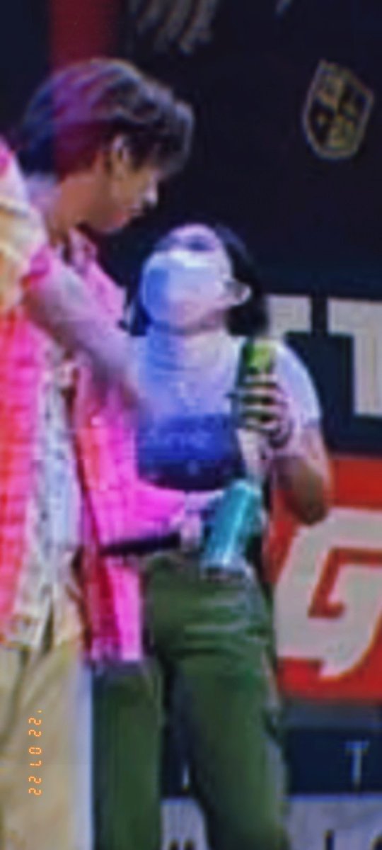She_orsal06's tweet photo. Ang Hirap makipag usap pag matangkad Sayo kausap moπ
Btw napaka pogi mo po kamahalanπ @BGYO_Mikki
#BGYO_TumitigilAngMundo
#bgyomalltour
#bgyobesttimewithsprite https://t.co/9Tw0GvYFoB