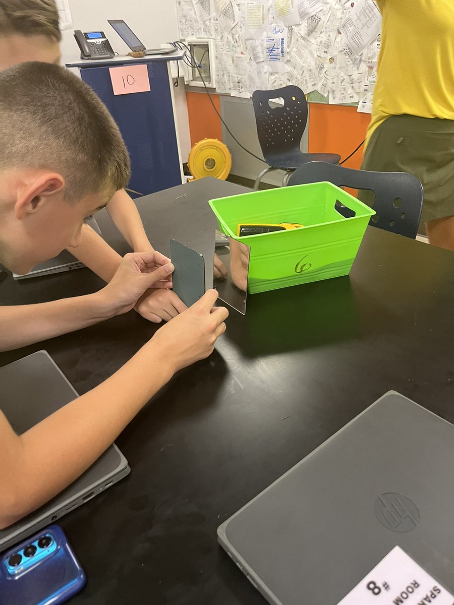 toakleymath's tweet photo. Spartan Camp Day #4- Challenge: Redirect light by using mirrors &amp; applying angles of reflection to make sure the light hits the target🎯 https://t.co/cI2yncYwi7
