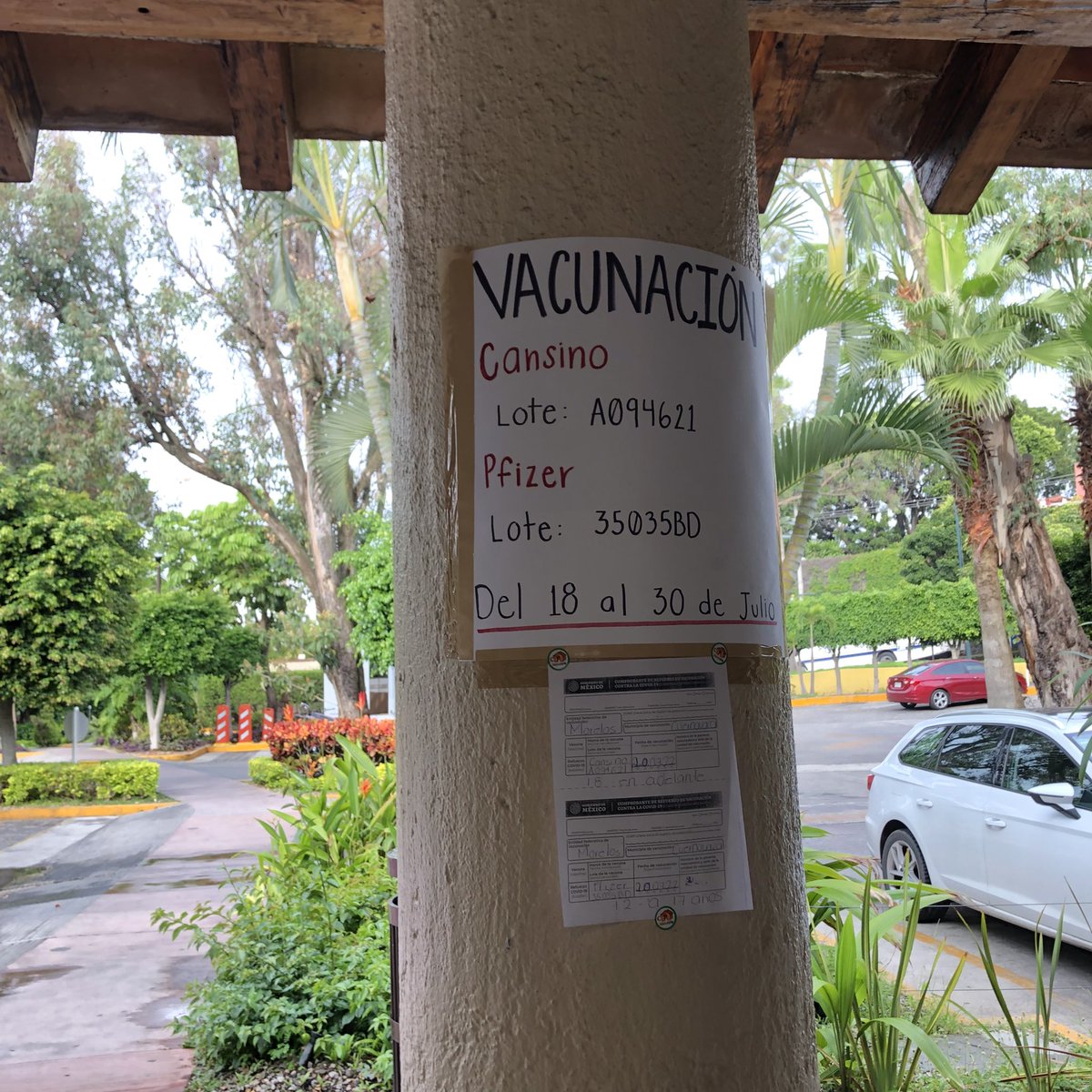 NayeliSanGuev's tweet photo. Vengo por mi refuerzo de #VacunaCOVID19 @CansinoBio acá en #Cuernavaca Súper rápido Para menores y embarazadas Pfizer #CosasSimplesQueMeImportan https://t.co/Lyzx4LqTeZ