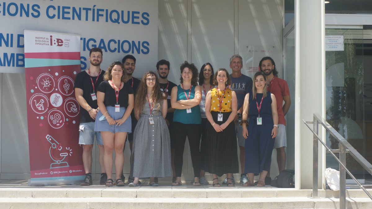 New lab picture of our team! The @metazomics family is growing! :-) @IBE_Barcelona