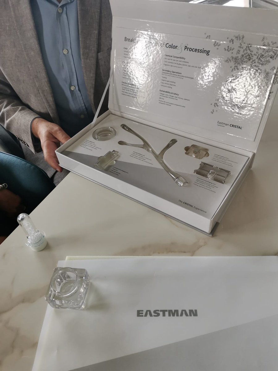 Ce matin j'ai eu le plaisir de recevoir #Eastman 
L'occasion d'échanger sur l'histoire du groupe, son projet de développement sur la zone industrielle de Port Jérôme que nous menons main dans la main avec l'Etat, la <a href="/RegionNormandie/">Région Normandie</a> &amp; <a href="/CauxSeineAgglo/">Caux Seine agglo</a> 🤝♻️🏭