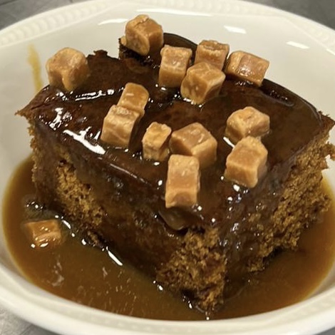 LincatLtd's tweet photo. Charity lunch for a local community centre, fish and chips followed by sticky toffee sponge 😋 #Vortech #LincatCombi #induction #charity #Nisbets https://t.co/BPwlbDU571