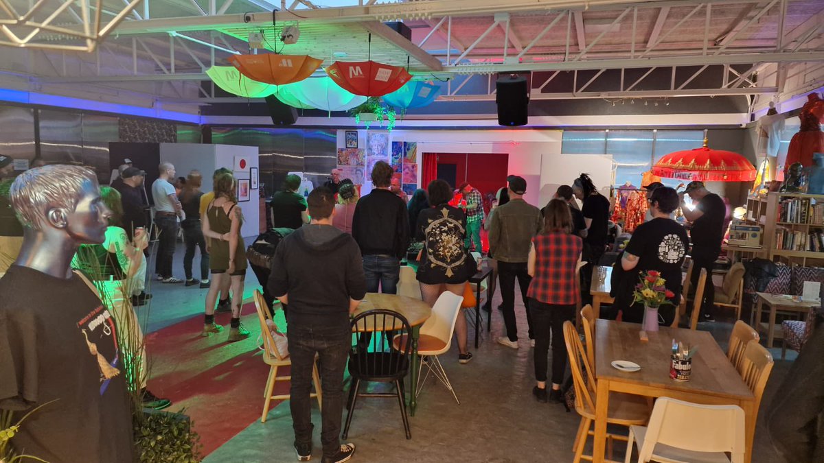 Well done to Kally and Mikey from Guac n Roll Vegan Kitchen and @stevemacfarlane, Sharon and Sam for hosting last evening’s very busy punk gig. Good night with Axe Rash, Cough in Vicars, Better Reality and Bovver Bailey!