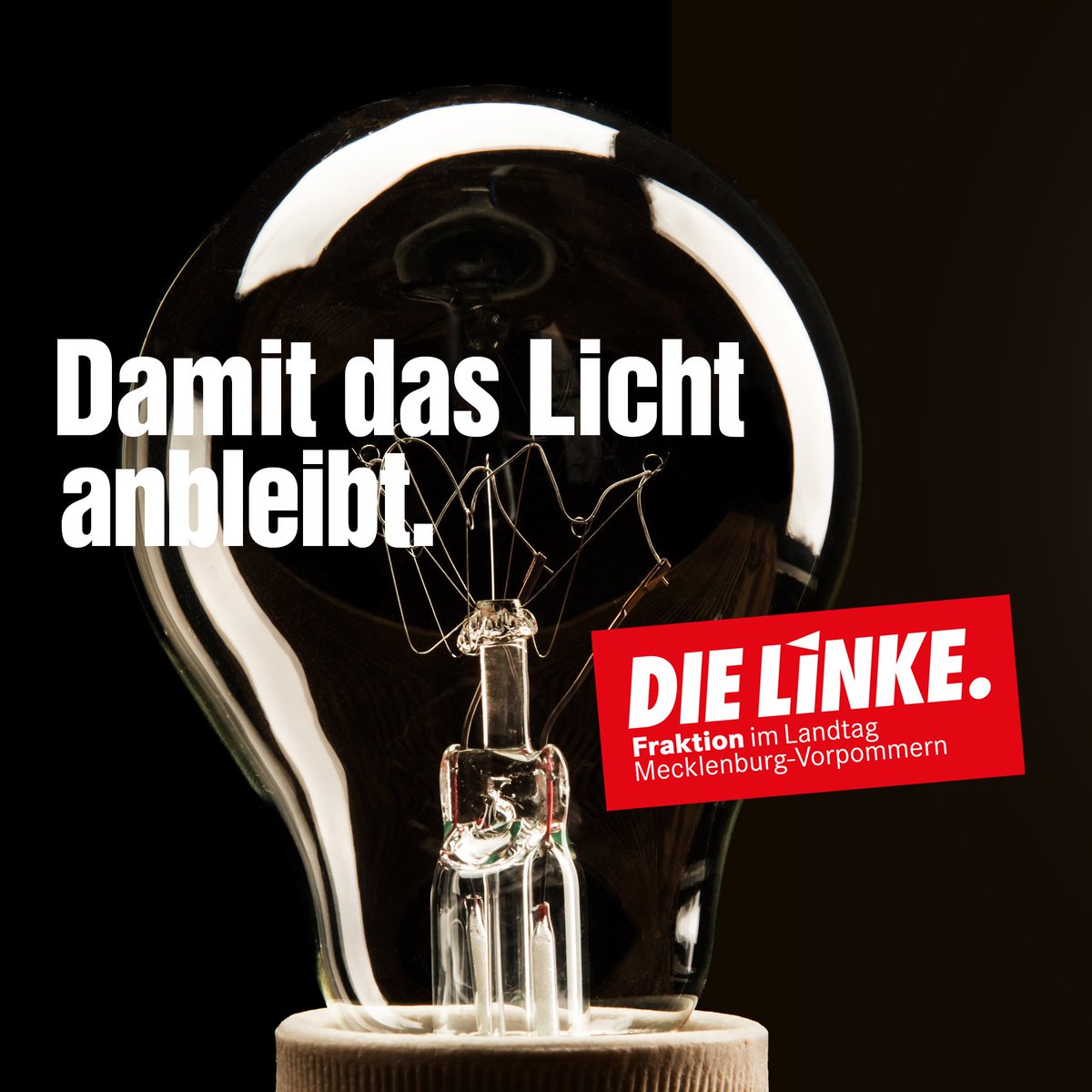 LinksfraktionMV's tweet photo. Die #Energiekosten steigen unaufhaltsam.
Wir finden: Energie braucht es für ein menschenwürdiges Leben! Deshalb müssen Strom- und auch Gassperren jetzt ausgesetzt werden!
#Strom #Strompreise #Gas #Gaspreise #Inflation #mvistrot #Wohngeld #Armut #Energiekosten https://t.co/11AxaHqGaC