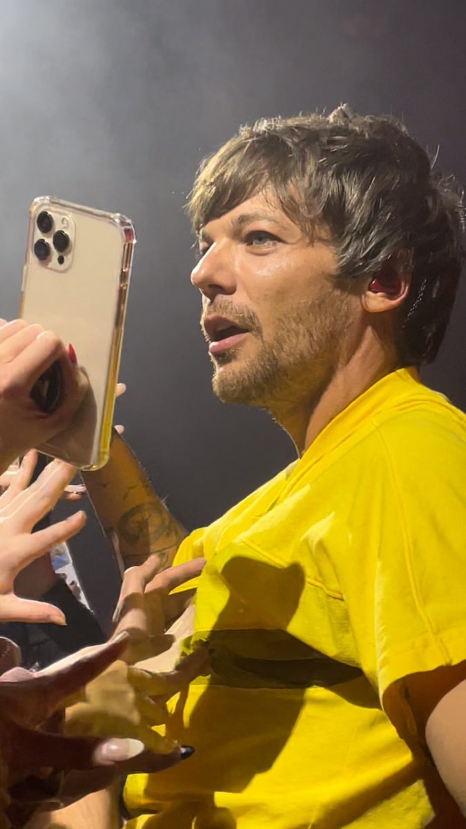 loverchiefs87's tweet photo. simplesmente louis tomlinson o homem mais gostoso do mundo, fonte: to falando https://t.co/h4GzeNxLHO