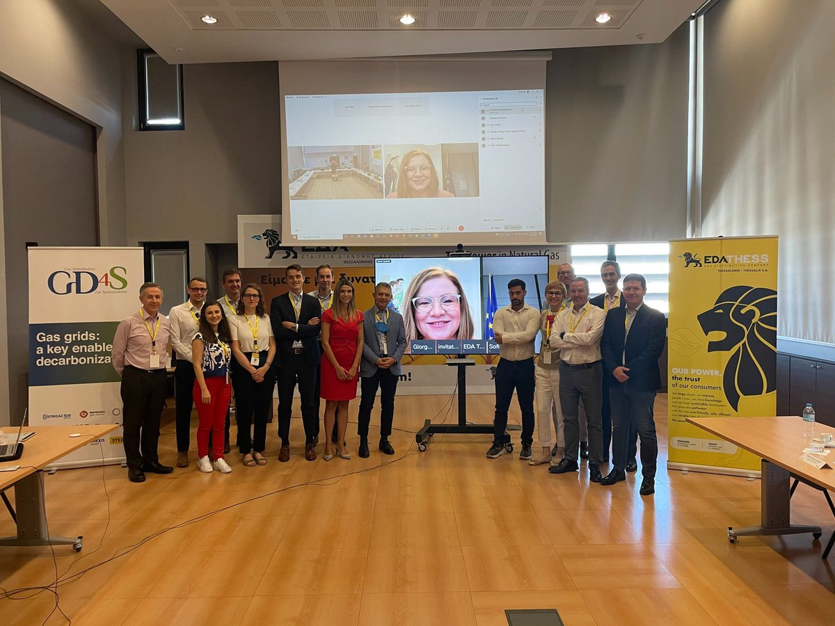 GD4S (@gd4s_eu) on Twitter photo 🫱Thanks <a href="/MariaSpyraki/">Maria Spyraki</a> for the fruitful discussion on how to ensure that the #methane emissions regulation meets its objectives 🎯
@GD4S has a long-track record of taking actions to mitigate these emissions & #gas DSOs are pleased to share their expertise!
#ClimateNeutrality 🫱Thanks <a href="/MariaSpyraki/">Maria Spyraki</a> for the fruitful discussion on how to ensure that the #methane emissions regulation meets its objectives 🎯
@GD4S has a long-track record of taking actions to mitigate these emissions & #gas DSOs are pleased to share their expertise!
#ClimateNeutrality
