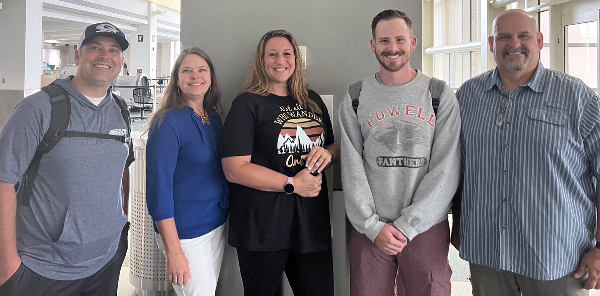 Our Grace GO Poland team are on their way this morning!  They will be serving and ministering to Ukrainian refugees that are sheltered in Poland.  Please pray for safe travel and opportunities to share the gospel.  #Ukraine