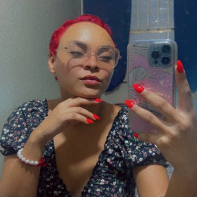 CintronTiphanie's tweet photo. #NuevaFotoDePerfil https://t.co/qkGgHmwnru