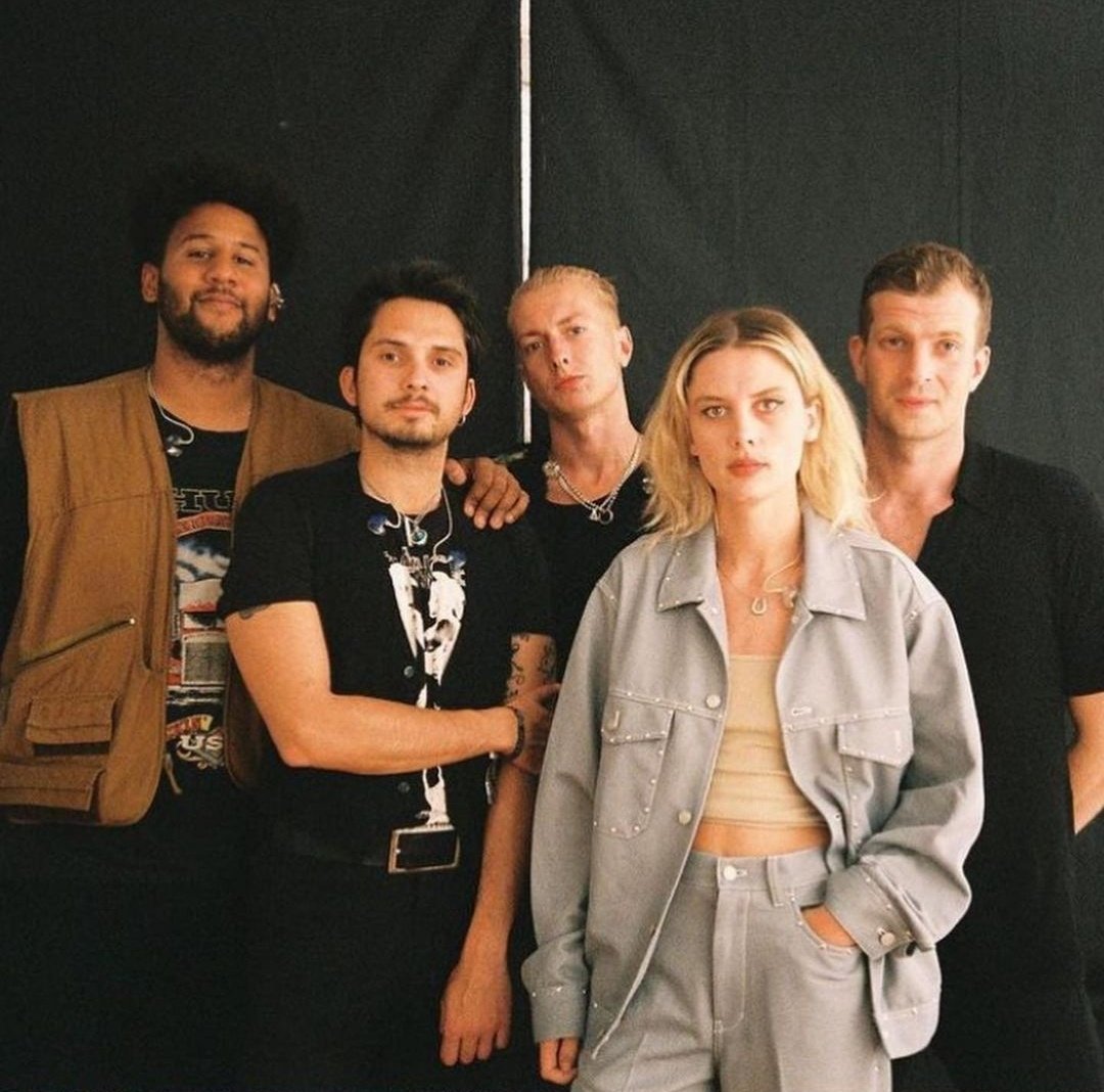 Best Of Wolf Alice On Twitter Https T Co 2eapsw7hnb Twitter Best Of Wolf Alice On Twitter Https T Co 2eapsw7hnb Twitter