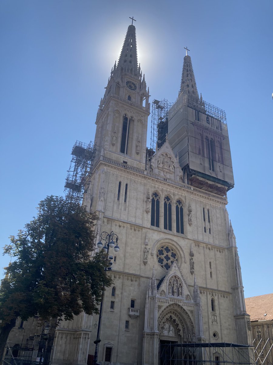 Iglesia de Zagreb Croatia 🇭🇷