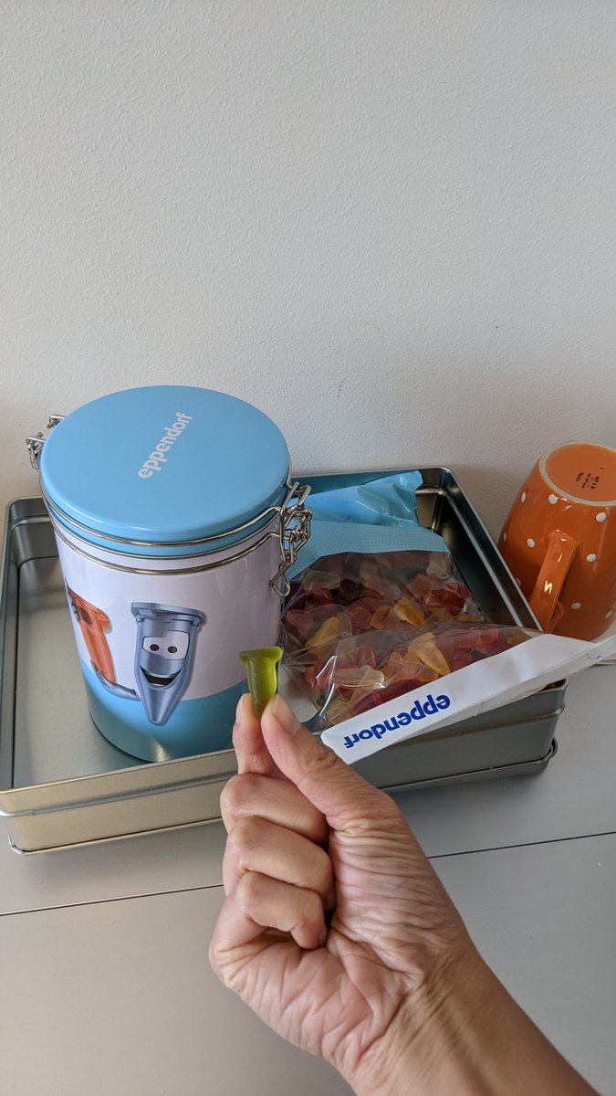 ktguzz's tweet photo. Did you know that Eppendorf makes 1.5mL Eppendorf Tube-shaped gummies? Thank you @Eppendorf_Group! Highlight of my day! #ScienceFuel https://t.co/cZHq8BUv3I