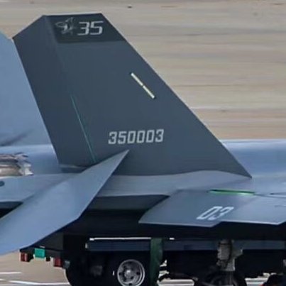 zspcl's tweet photo. PLAN Chinese Naval Carrier Jet
J-35
Sr # 350003
#ChineseNavy
#ProjectAzm https://t.co/sTyXdb218q