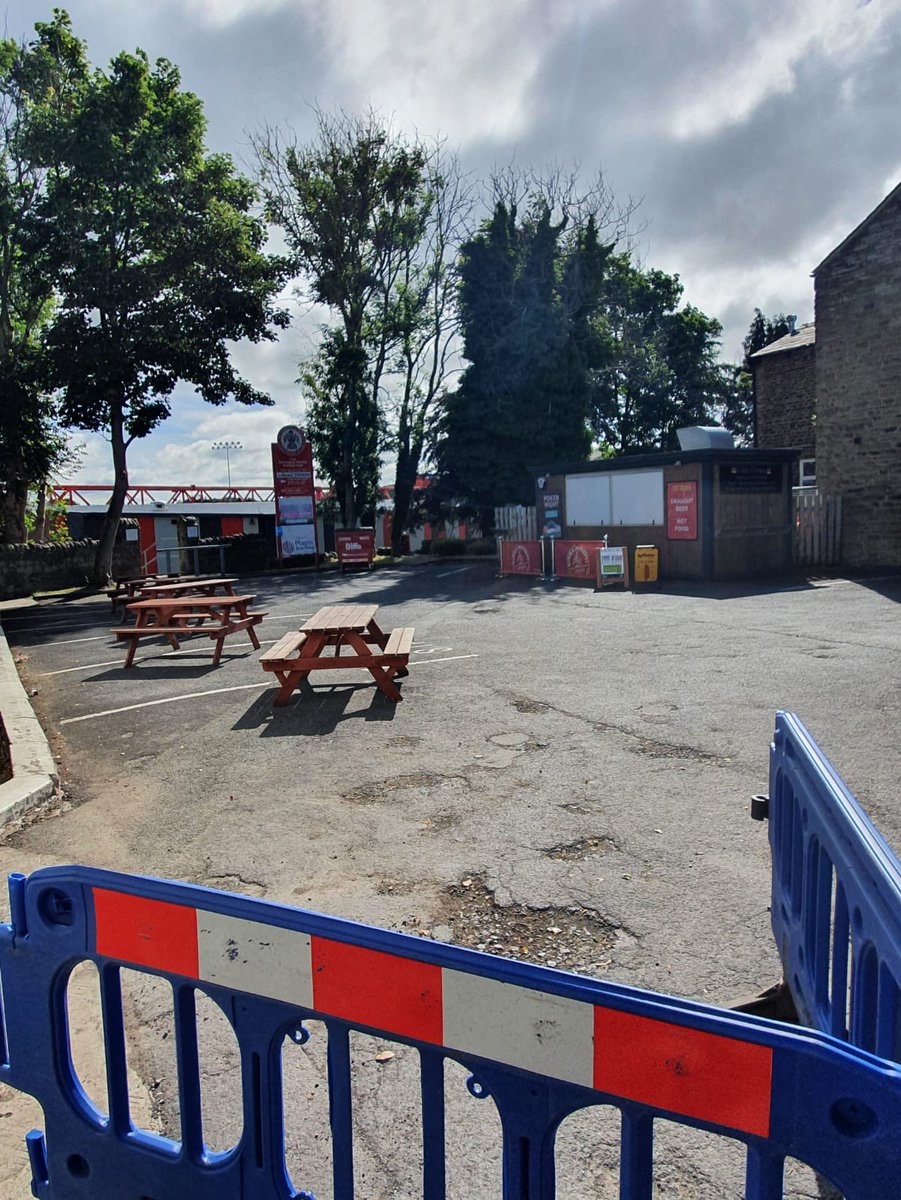 The Crown tweet media