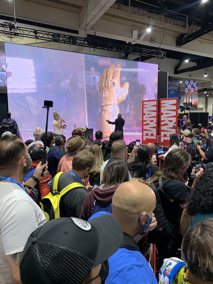 DAPs_Magic's tweet photo. Just revealed at the Marvel booth at #SDCC2022… the Gauntlet and Infinity Stones in actual 150 carat gemstones!
#dapsmagiclive https://t.co/LhRdsSDPjn