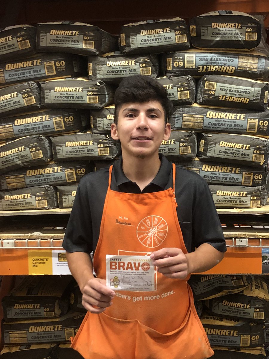 Ramiro was lifting safely , “keeping it close to home” , so he could go home safely. #SafetyFirst <a href="/ventura1327/">Elisabeth Ventura</a> <a href="/THDShawnJenkins/">Shawn Jenkins</a> <a href="/CarpenterTrina1/">Trina Carpenter 🐾</a> <a href="/Penn_DSM/">Judy Penn</a>