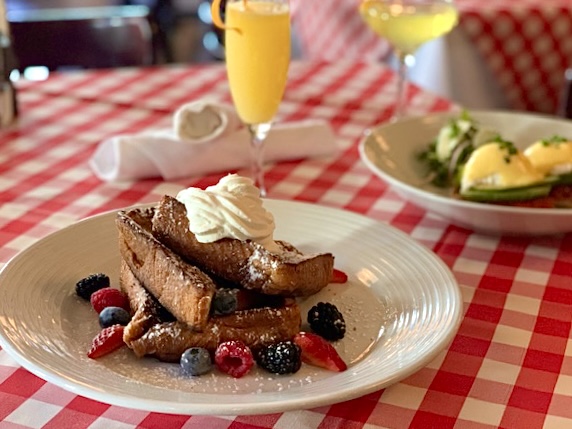 P.J. Clarke's tweet media