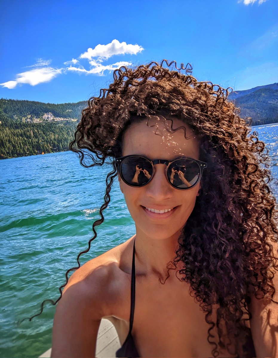 Create #sunshine not shade ☀️🌲💛🌊☀️ 

#EatGoodful #BountyBox #sacfarm2fork #cagrown #womensupportingwomen #californiagirl #outdoors #donnerlake #tahoe #lakehairdontcare