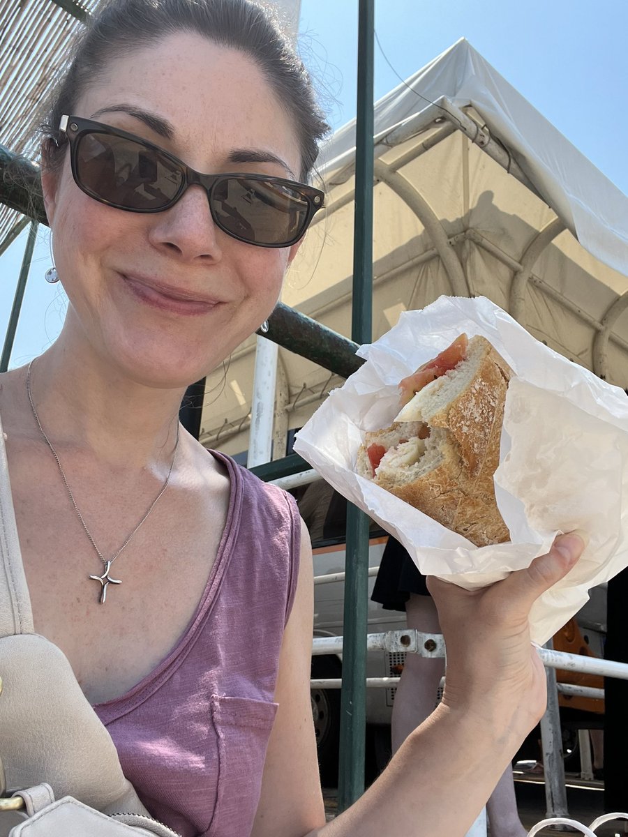 Ms. Del Bianco tweet media