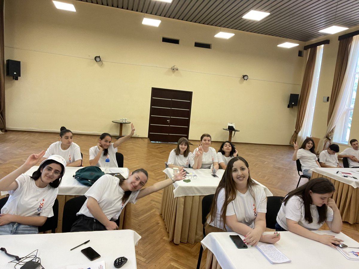 hichamdiab's tweet photo. Today I had the privilege to join @RedCrossArmenia Youth &amp; Leadership Academy. 20 incredible #Volunteers were shortlisted (out of 600 applicants) pitching for projects &amp; initiatives, and 12 will receive seed grants to include in national Society programmes https://t.co/eoE3eCpg8G