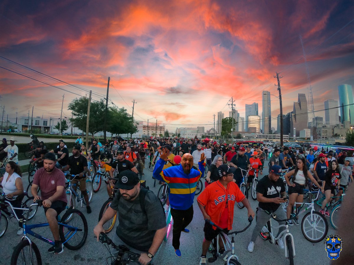 Neffstarr's tweet image. 7.21.22 Trae Day CCC
Photo w my Gopro ..since i was taking the photo but still wanted to be in it ..i chopped myself in there ....