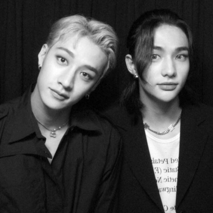 bangbxt's tweet photo. ⋆ ‘ㅤֹ⠀⠀dear hyunjin, my love . . .  𔘓⠀ ’ https://t.co/AnPctSPNFF