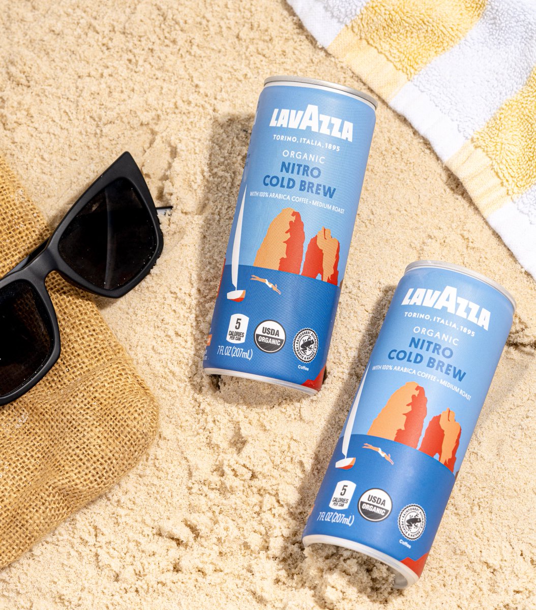 LavazzaUSA's tweet photo. Headed to the beach? Don’t leave your tastebuds behind. Grab a #LavazzaColdBrew and see where it takes you. Our Nitro Cold Brew has notes of chocolate and fruit in the aroma making it the perfect refreshing flavor for a hot day. #SipIntoOrganic https://t.co/lZyO73CPz4